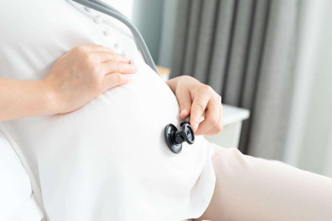 孕期胎儿亲子鉴定一天能够完成吗？
